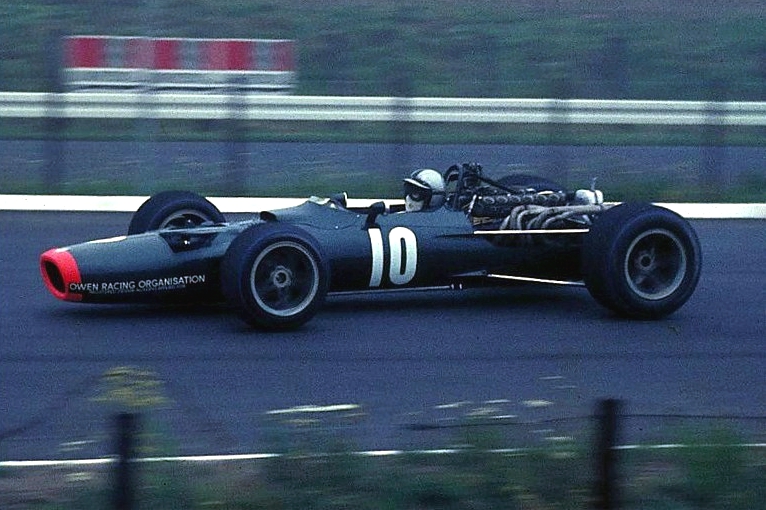 P133