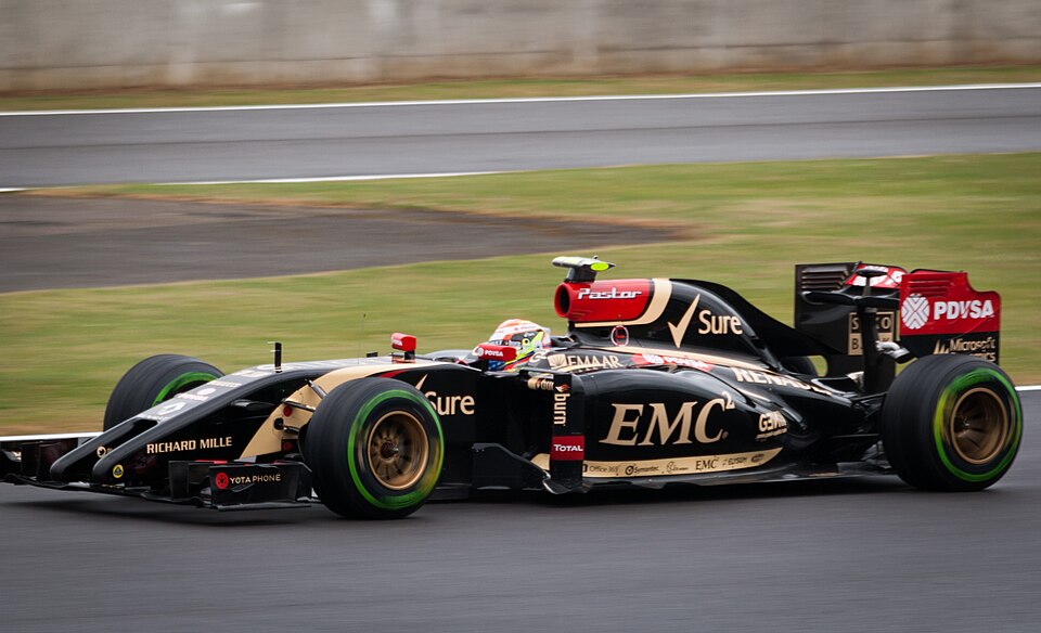 E22