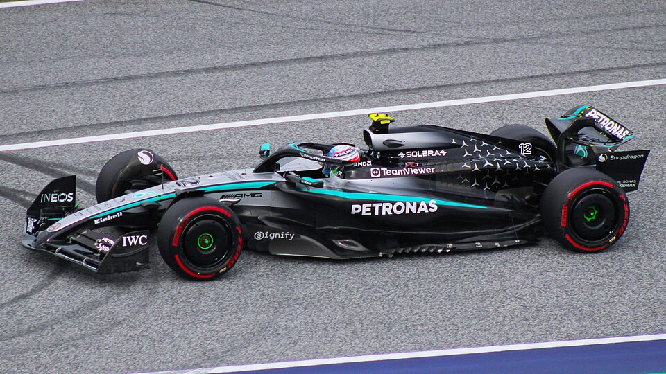 W16
